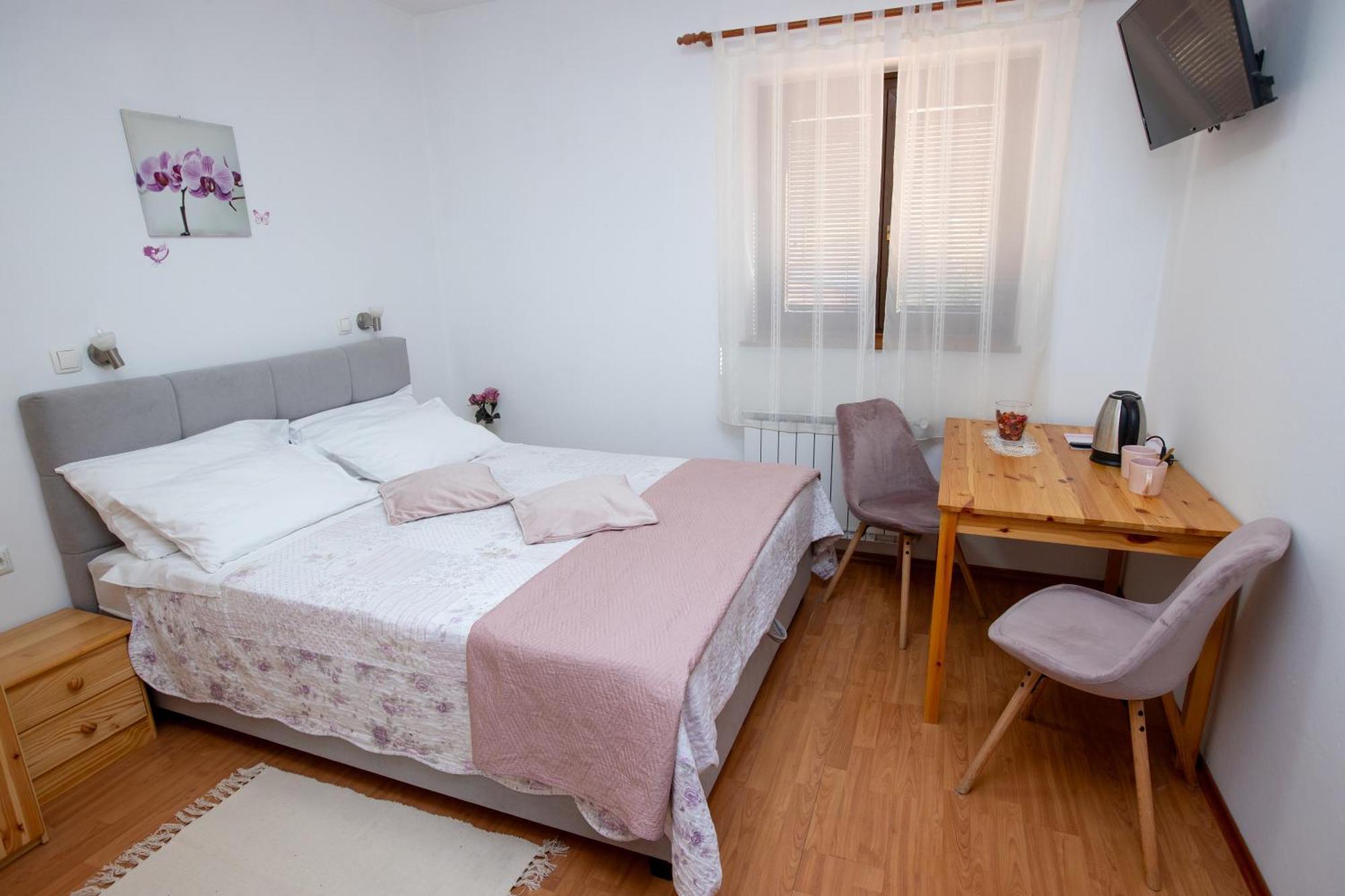 Guesthouse Sanabor 포스토이나 외부 사진
